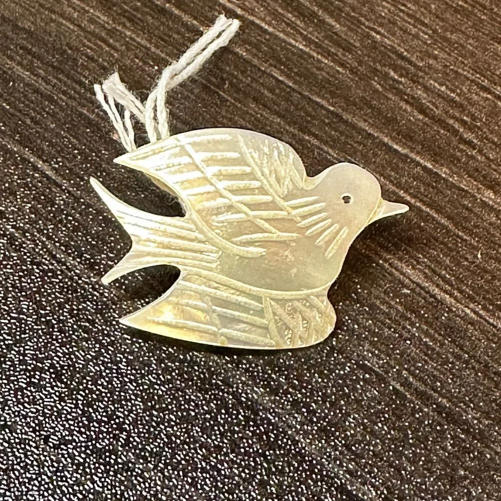 Vintage mother‎ of pearl dove brooch!